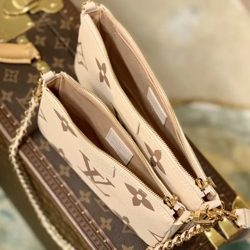 M45777 24x13.5x4cm High Quality Bags