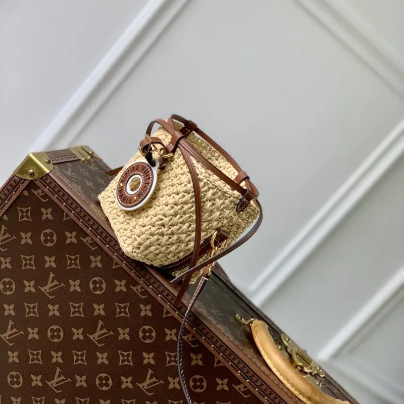 M83521HH156 11.5x12x11.5cm High Quality Bags - Image 3