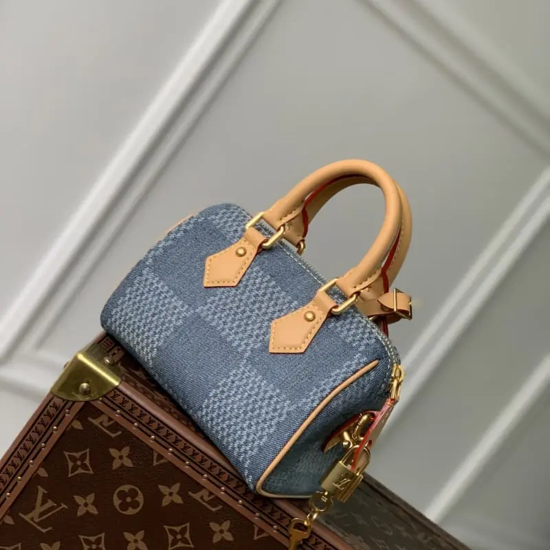 N40682 HH30 18x12x10cm High Quality Bags - Image 2