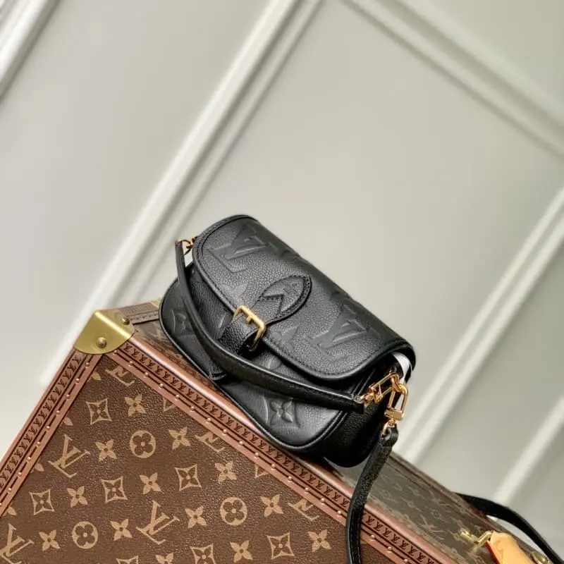 M24649 20x20x13cm High Quality Bags - Image 2