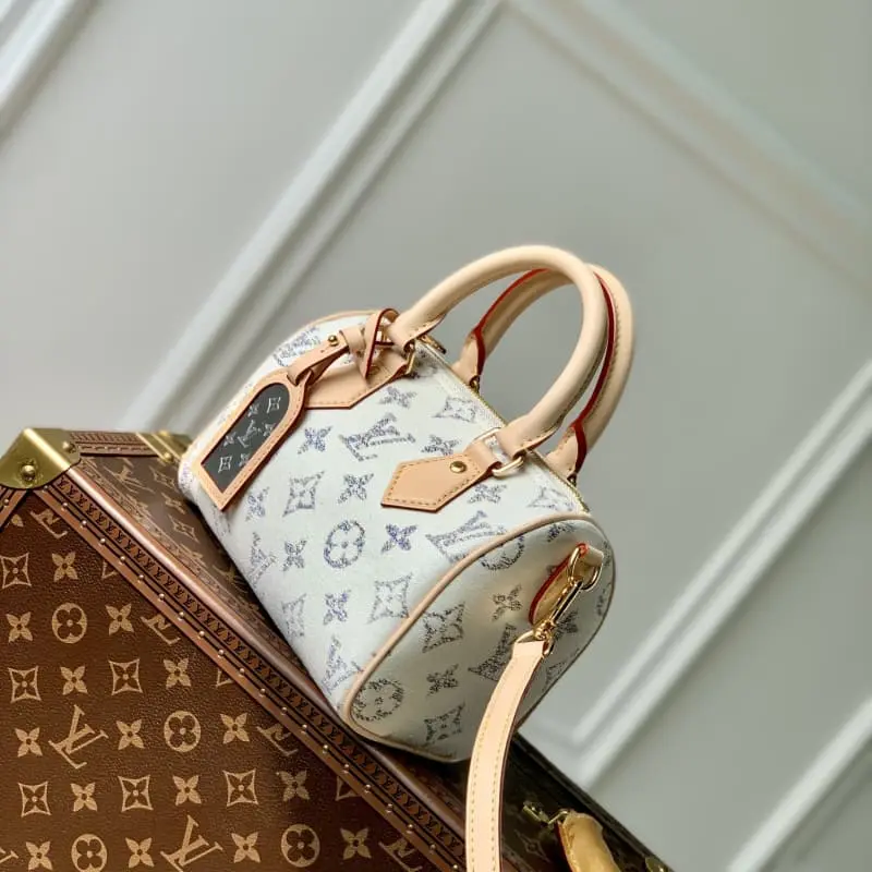 M24709 20.5x13.5x12cm High Quality Bags - Image 2