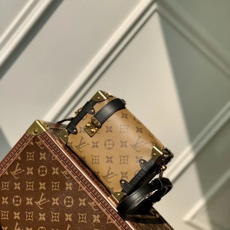 M46815 Yellow Flower 18x12.5x8cm High Quality Bags - Image 2