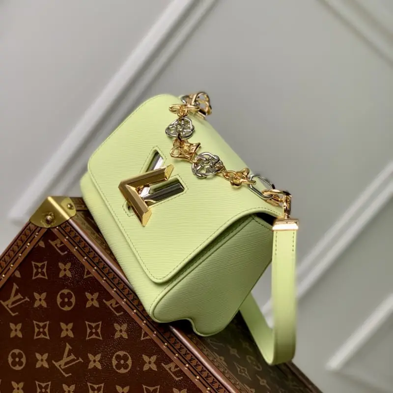 M22768 Apple Green 19x15x9cm High Quality Bags - Image 2