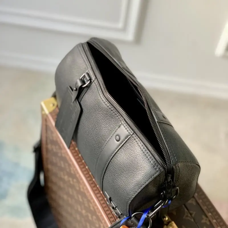 M59255 27x17x13cm High Quality Bags - Image 2