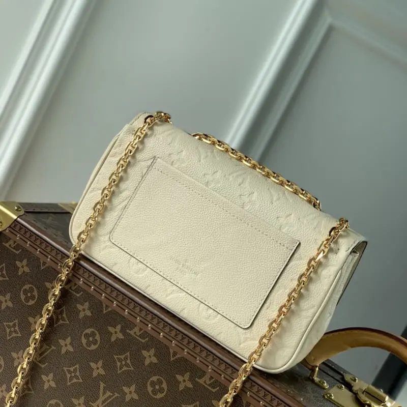 M46200 24.5x15x6.5cm High Quality Bags - Image 2