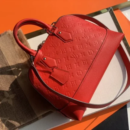 M44832 S1 32x24x15cm High Quality Bags