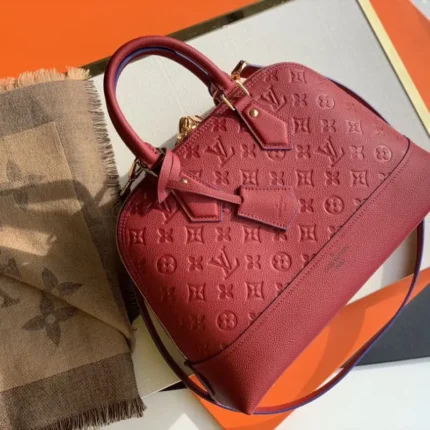 M44832 S4 32x24x15cm High Quality Bags