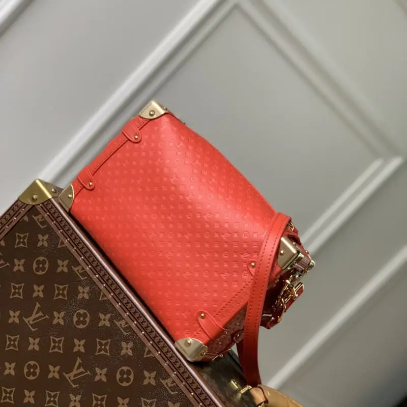 M46358 Red 21x14x6cm High Quality Bags - Image 2