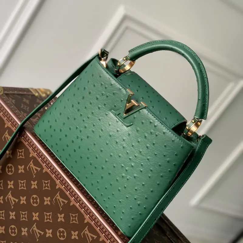 M93483 S4 27x18x9cm High Quality Bags