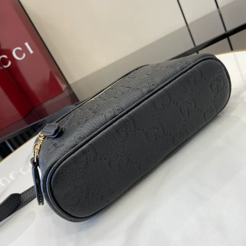 815949 CM 2 High-Quality Bags - Image 4