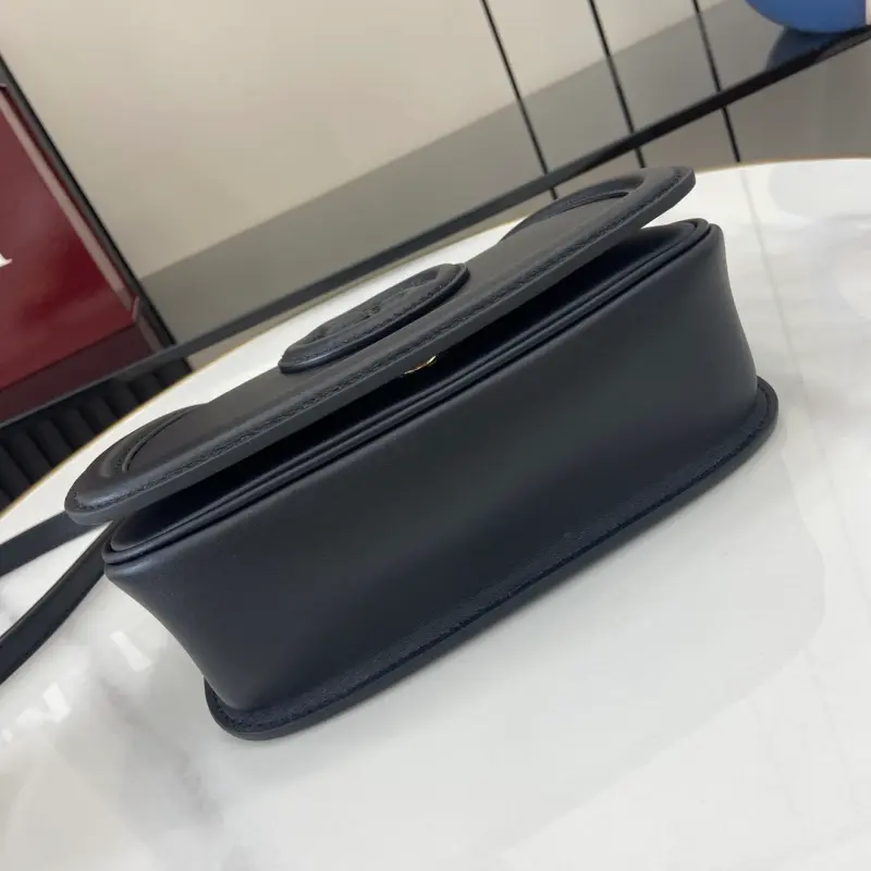 815700 CM 2 High-Quality Bags - Image 4