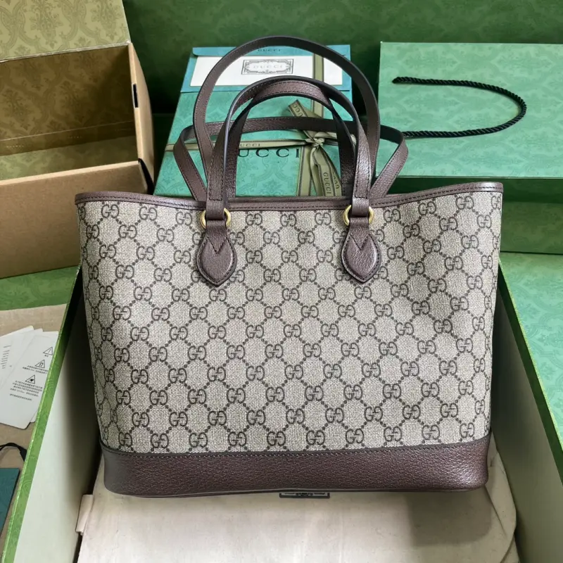 765043 CM 4 High-Quality Bags - Image 2