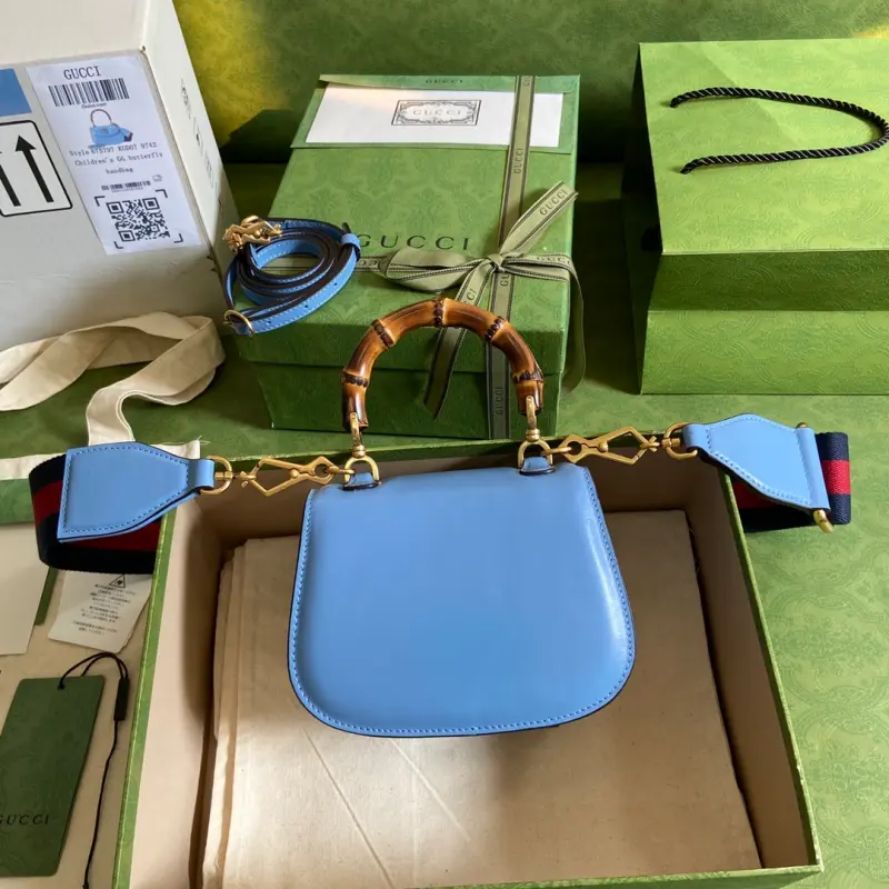 686864 CM 5 High-Quality Bags - Image 2