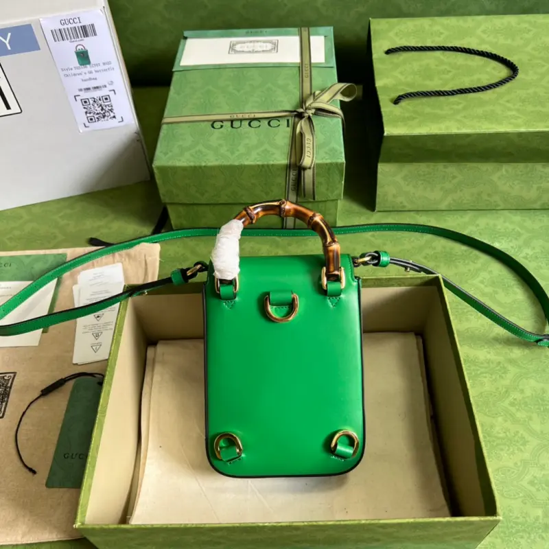 702106 CM 4 High-Quality Bags - Image 2