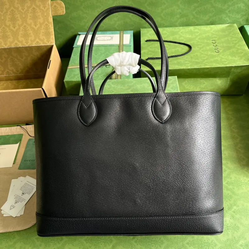 739730 CM 1 High-Quality Bags - Image 2
