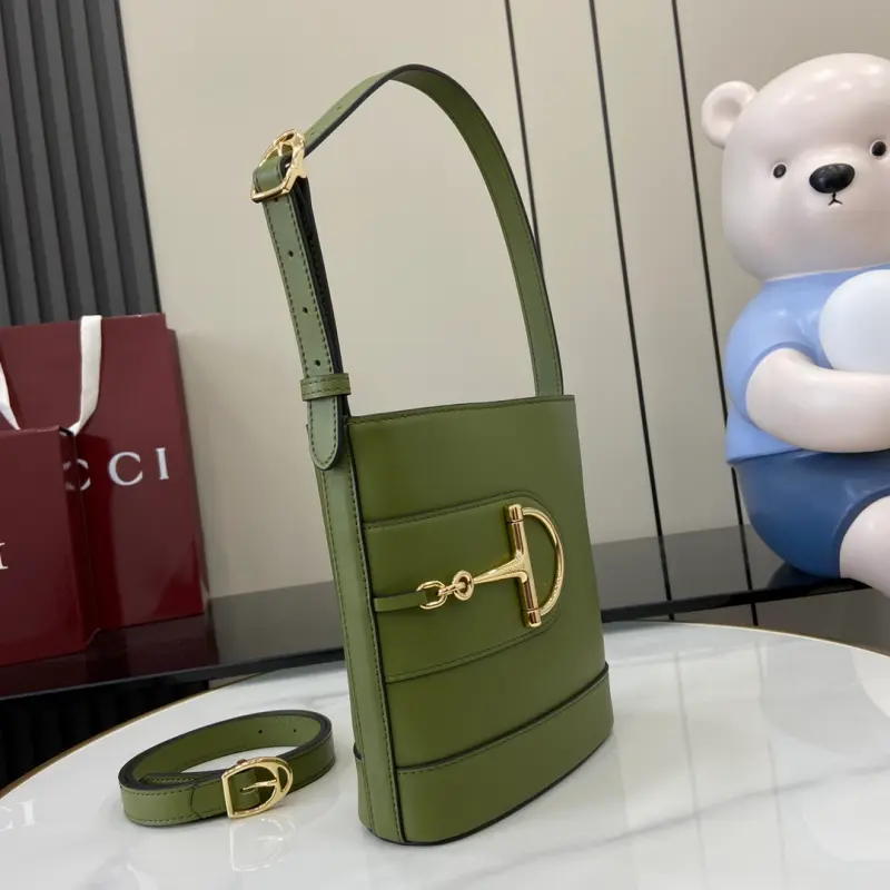 833665 CM 1 High-Quality Bags - Image 2