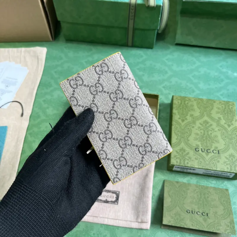 768249 CM 5 High-Quality Bags - Image 2