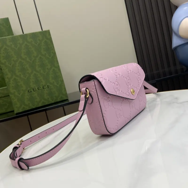 772794 CM 3 High-Quality Bags - Image 2