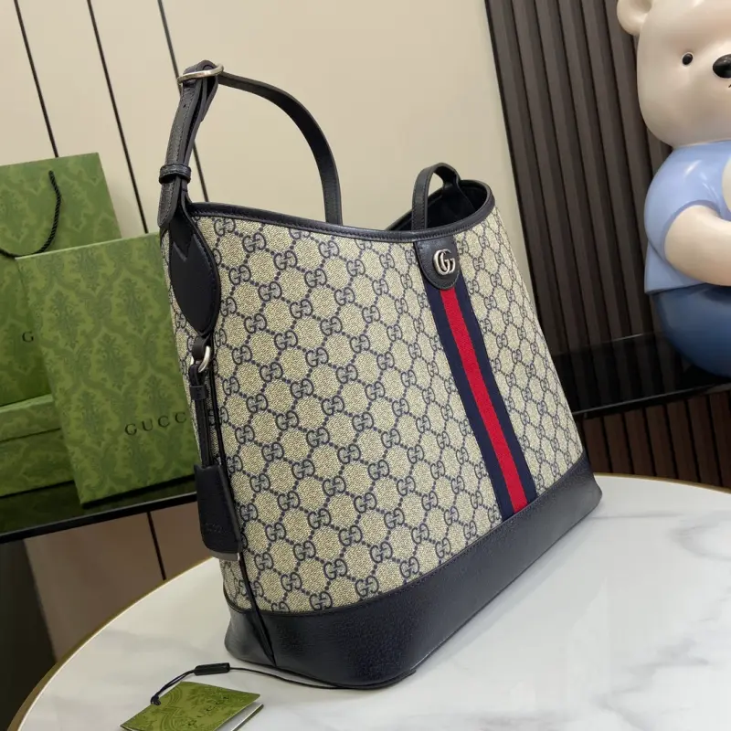 781392 CM 1 High-Quality Bags - Image 2