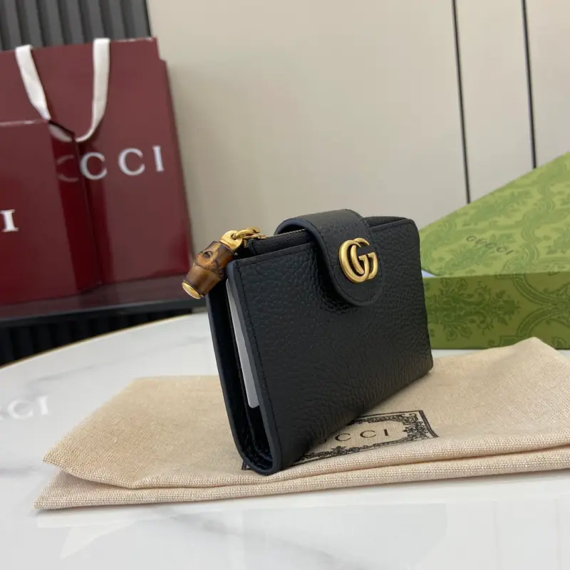 739498 CM 2 High-Quality Bags - Image 2