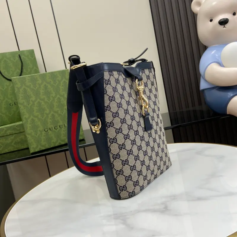 782911 CM 1 High-Quality Bags - Image 2