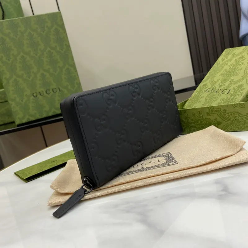 771421 CM 1 High-Quality Bags - Image 2