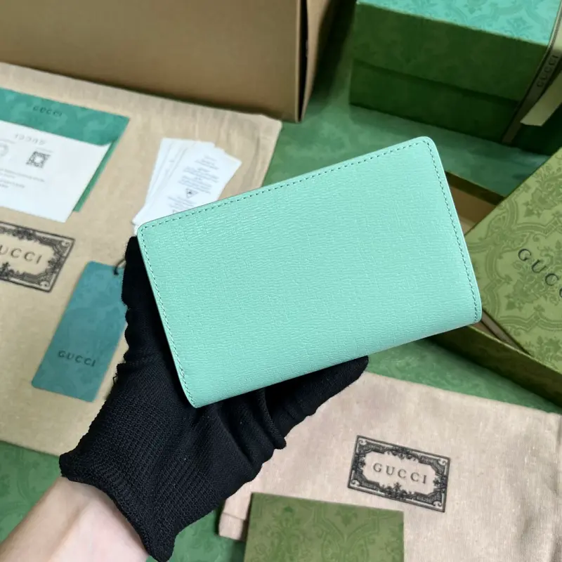 772640 CM 3 High-Quality Bags - Image 2