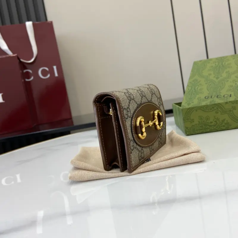 621887 CM 3 High-Quality Bags - Image 2