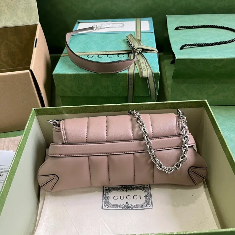 764339 CM 6 High-Quality Bags - Image 2