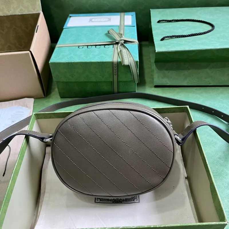 760175 CM 3 High-Quality Bags - Image 2