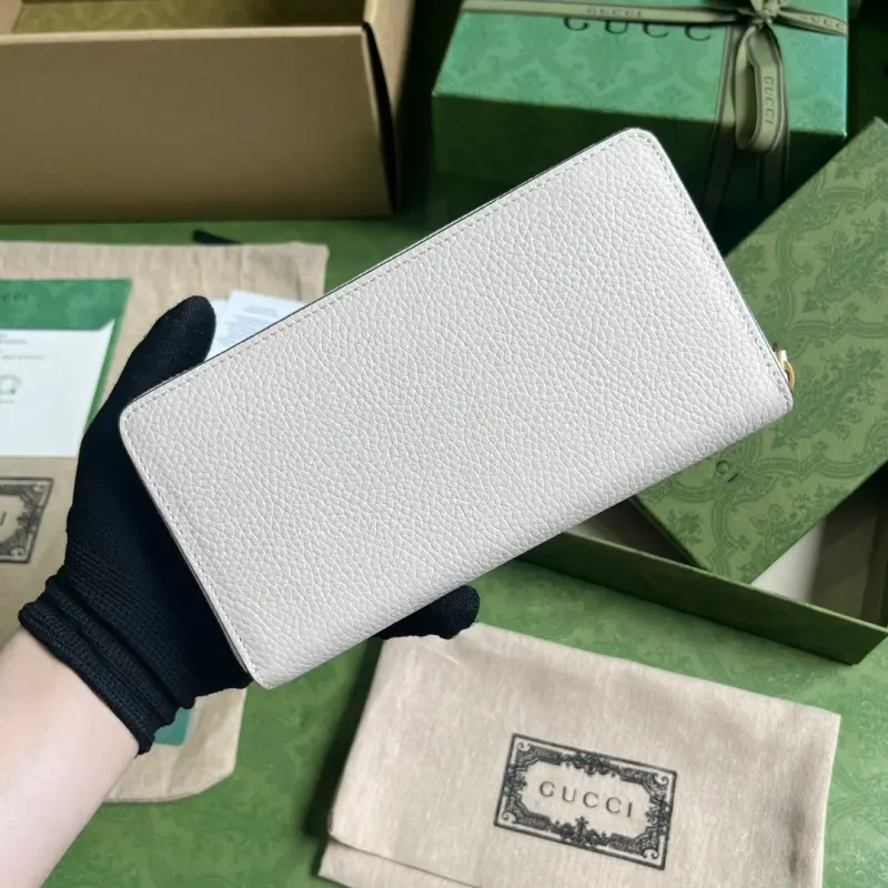 750458 CM 1 High-Quality Bags - Image 2