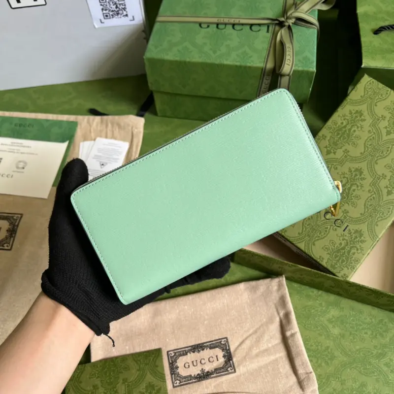 701060 CM 2 High-Quality Bags - Image 2