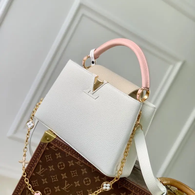 M20708 White with powder 31.5x20x11cm High Quality Bags - Image 3