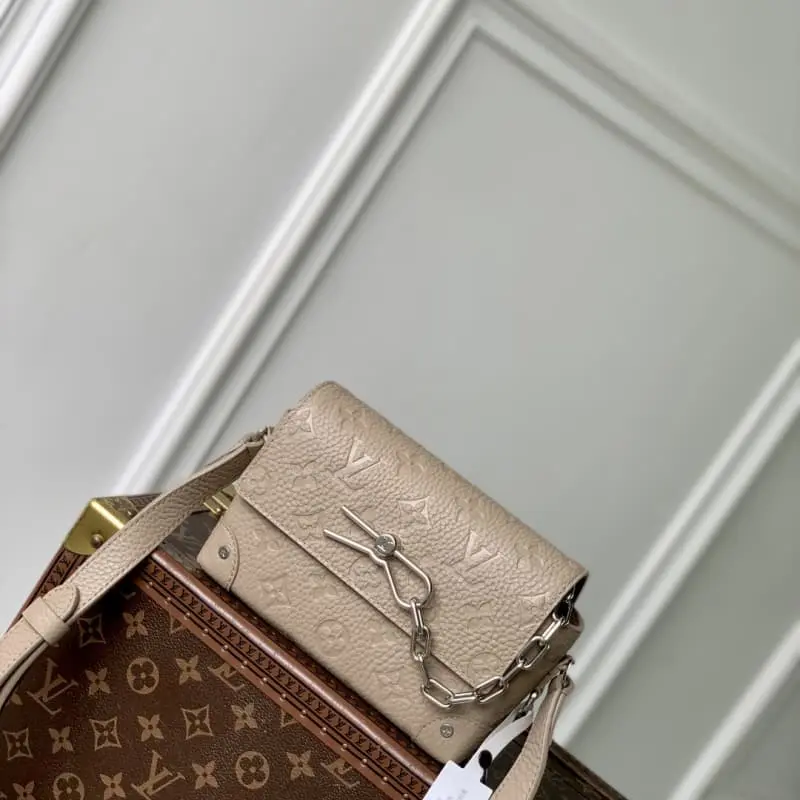 M13889 S1 18x11x6.5cm High Quality Bags