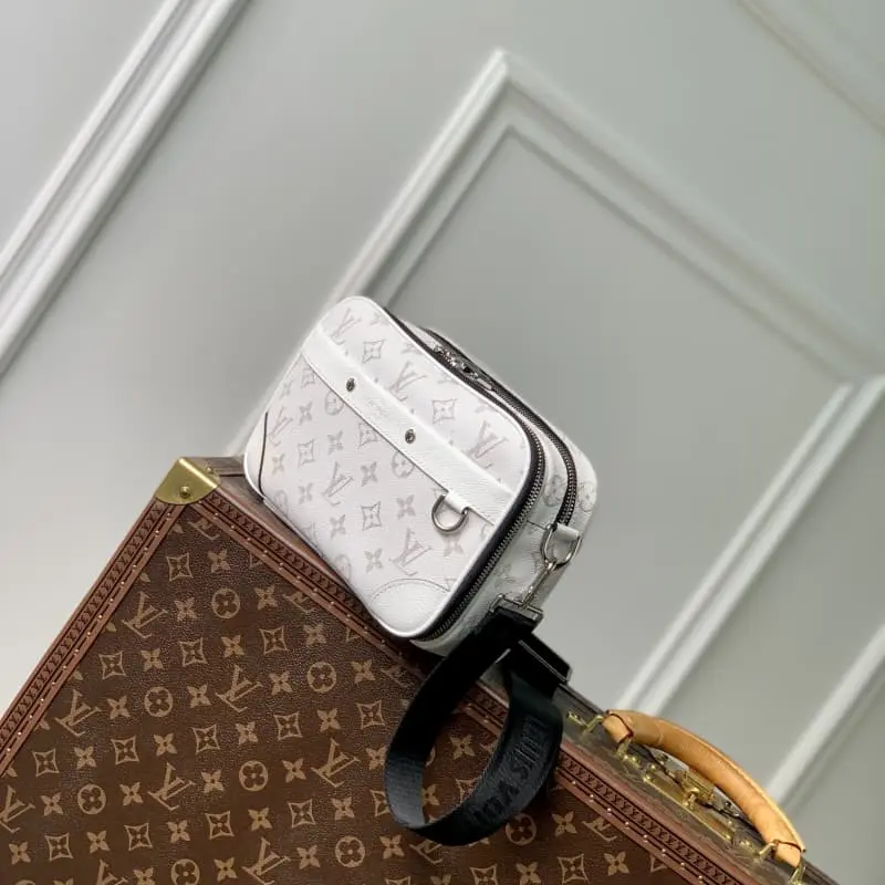 M31016 S1 24x16x8cm High Quality Bags