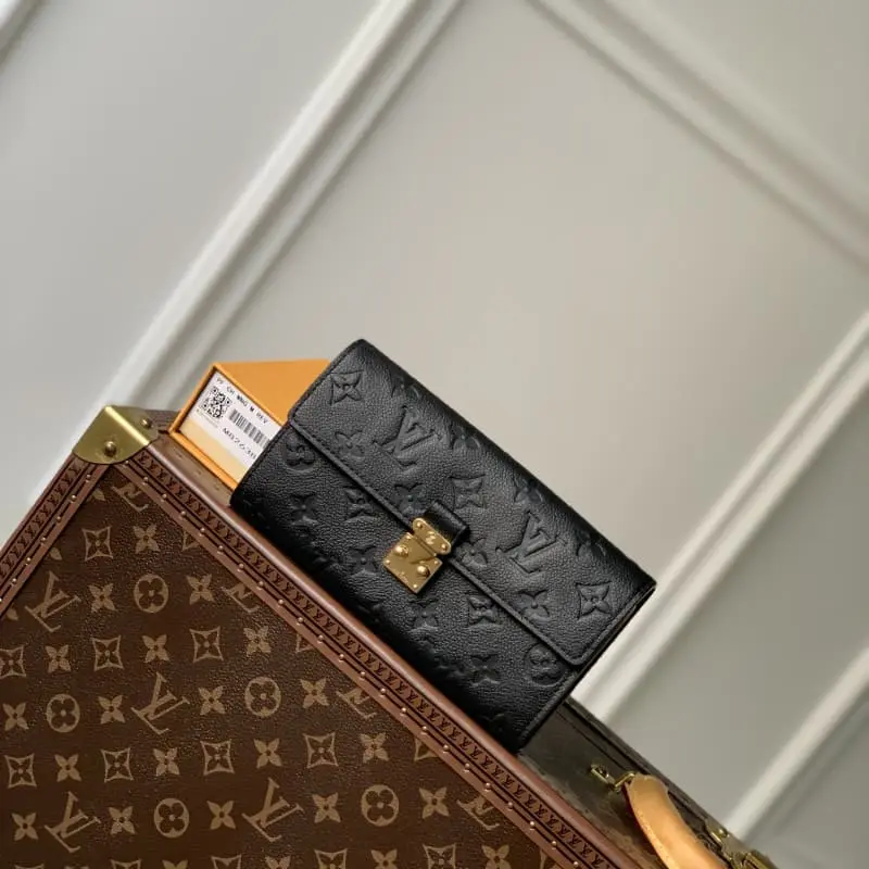 M82638 19x11x3cm High Quality Bags