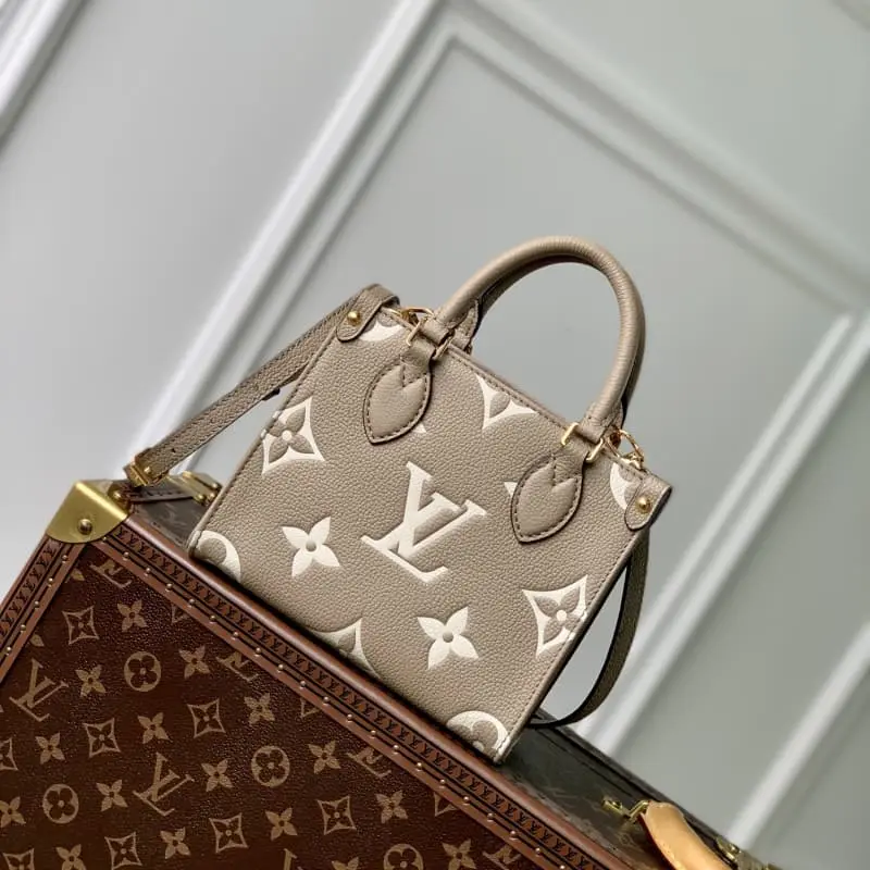 M47054 S1 18x15x8.5cm High Quality Bags