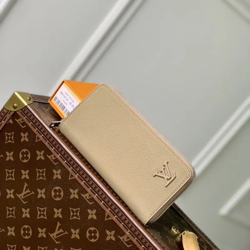 M81810 Apricot 10x20x2cm High Quality Bags