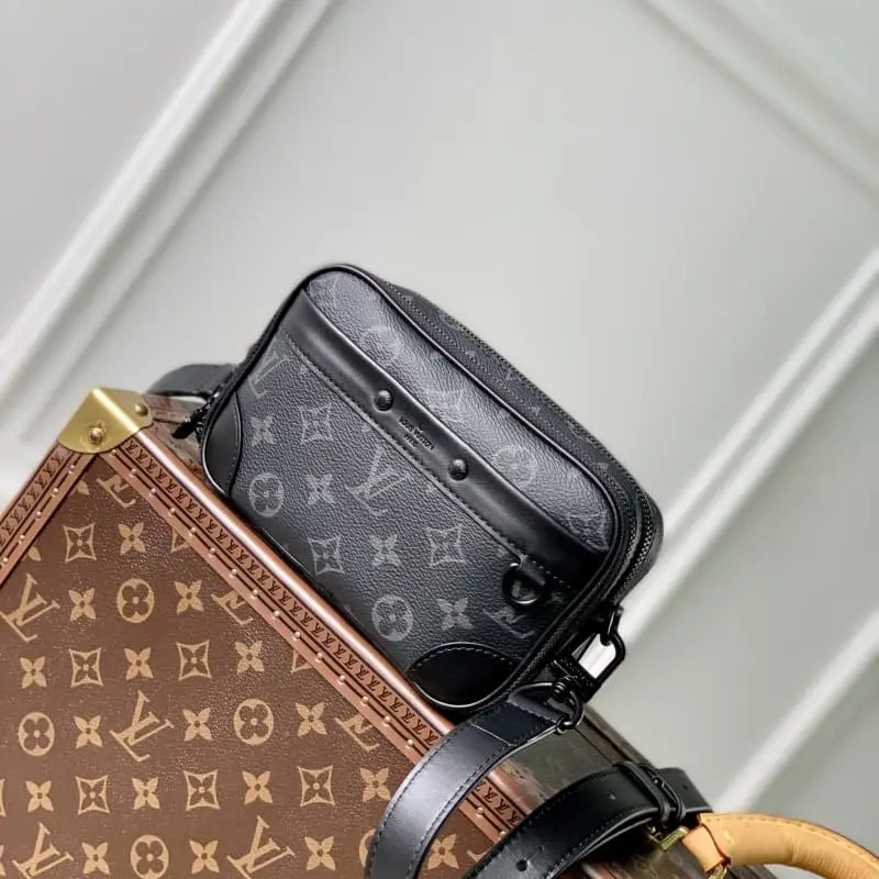 M82542 11x18.5x6.5cm High Quality Bags