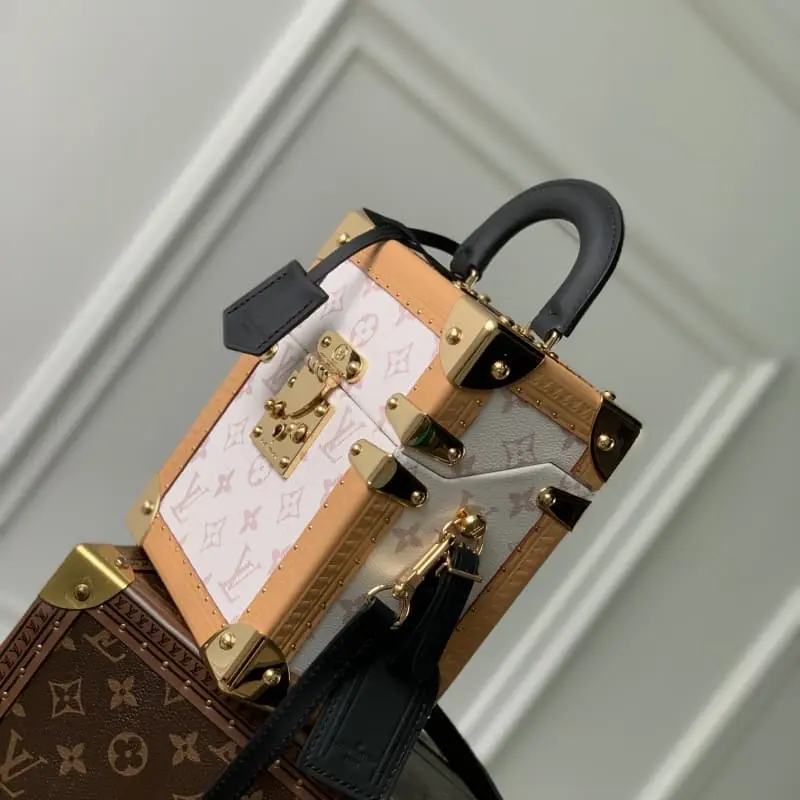 M10079 White Flower 20x17x10.5cm High Quality Bags