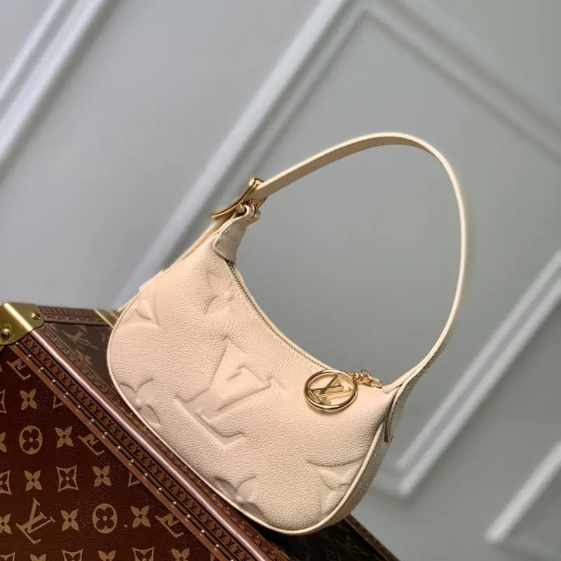 M82519 White 20.5x11x5cm High Quality Bags