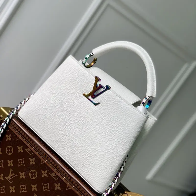 M22055 White Small 27x18x9cm High Quality Bags