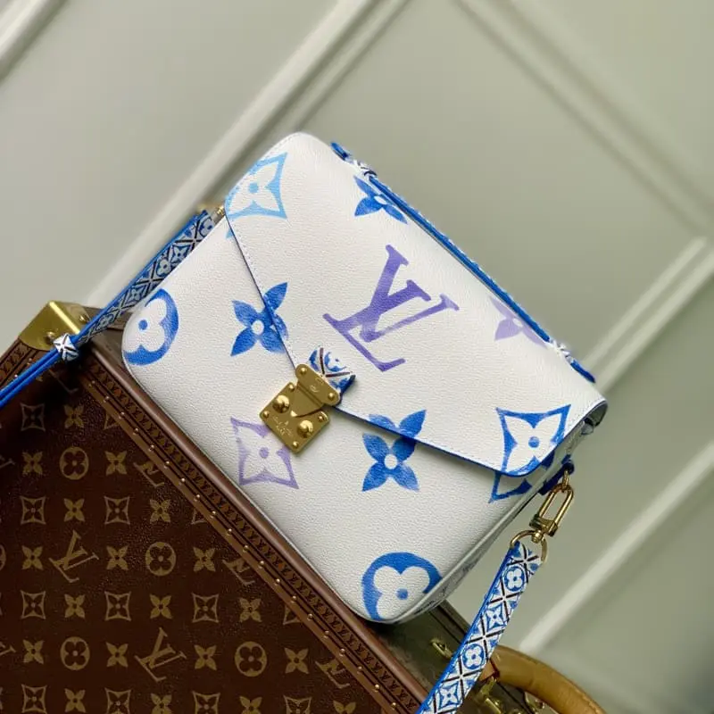 M23055 blue 25x19x7cm High Quality Bags