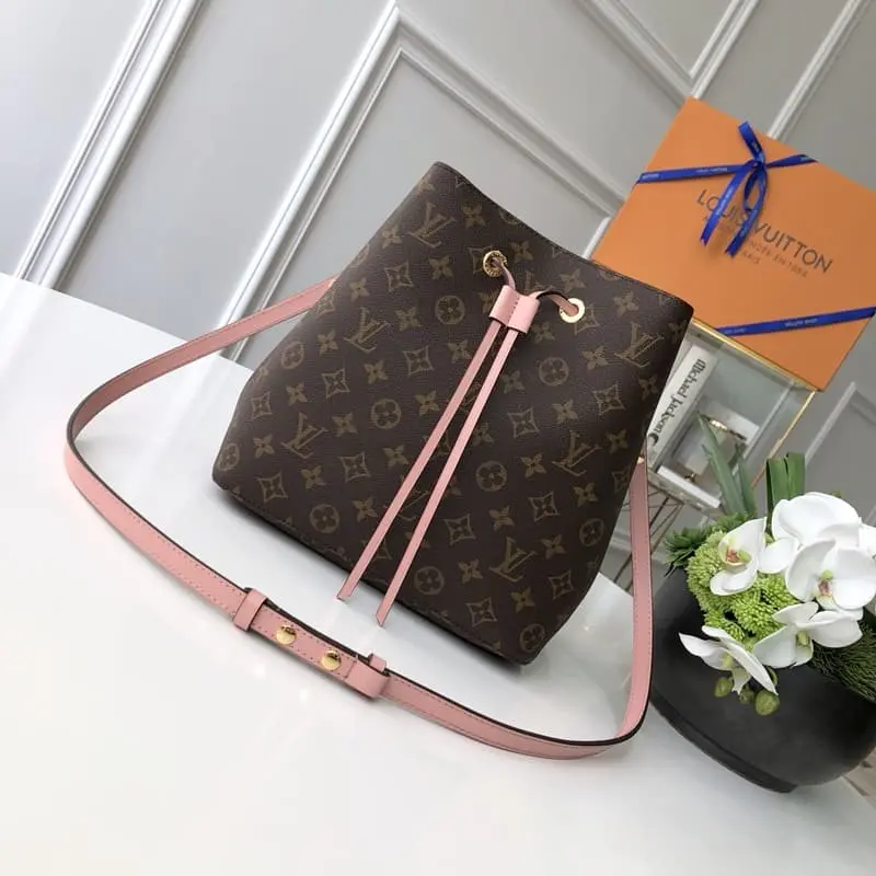 M44022 26X22X27cm High Quality Bags