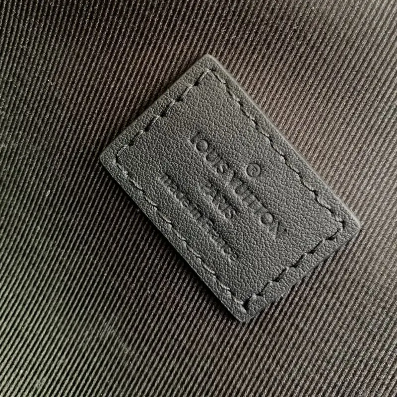 M81783 Black Flower 18x11x6.5cm High Quality Bags