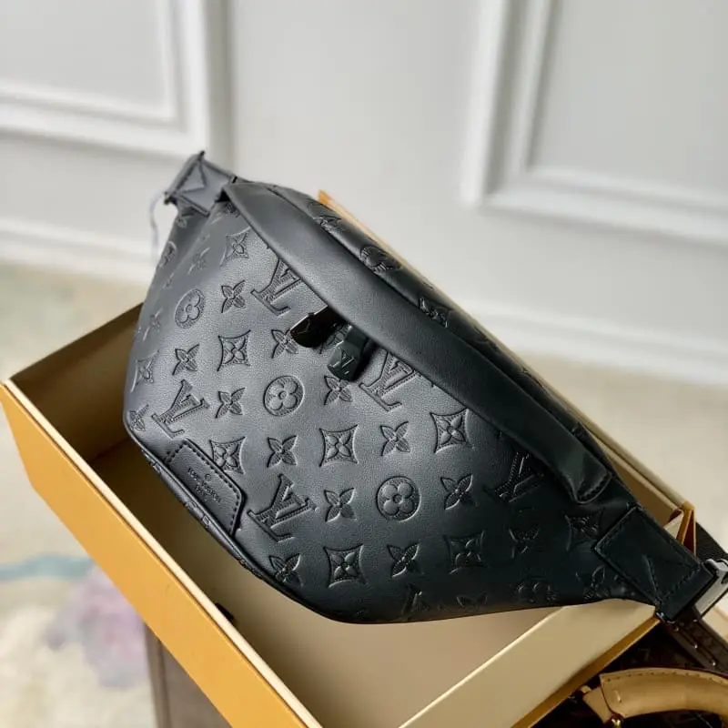 M44388 black embossed 47x20x9cm High Quality Bags