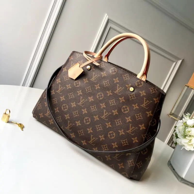 M41067 39x28x16cm High Quality Bags