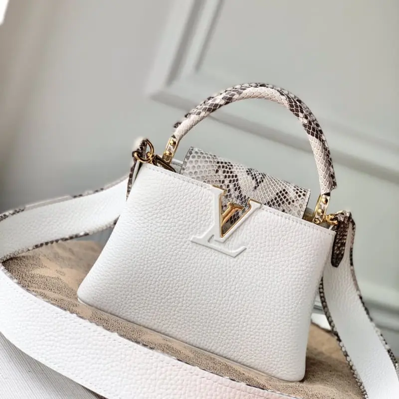 M96467 21x14x8cm High Quality Bags