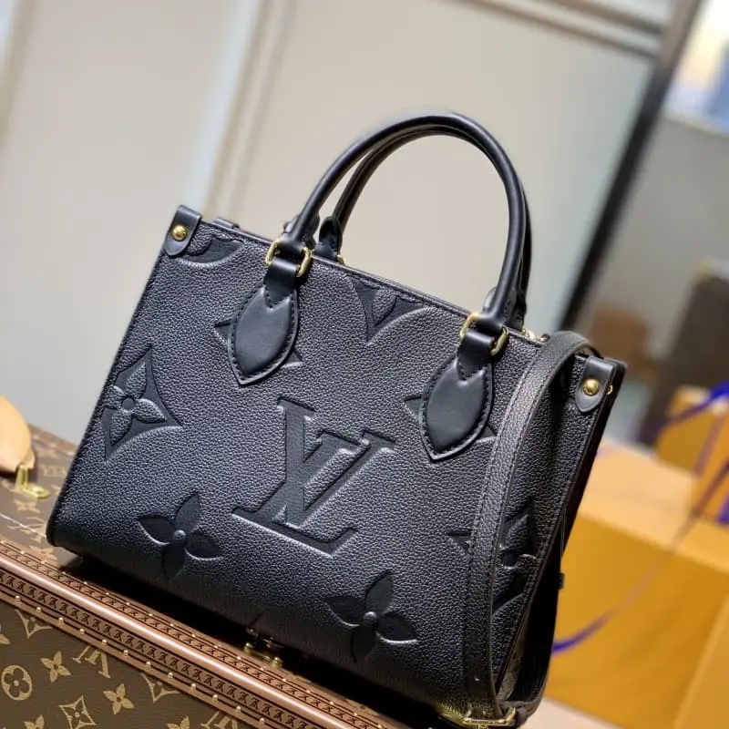 M45653 Black 25x19x11.5cm High Quality Bags
