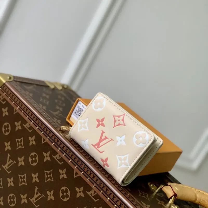 M82291 4.3x3.5x1.2cm High Quality Bags